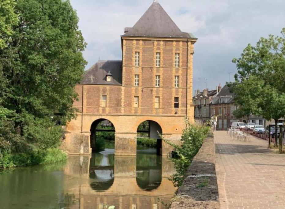 Le Petit Ardennais Charleville-Mezieres Exterior photo