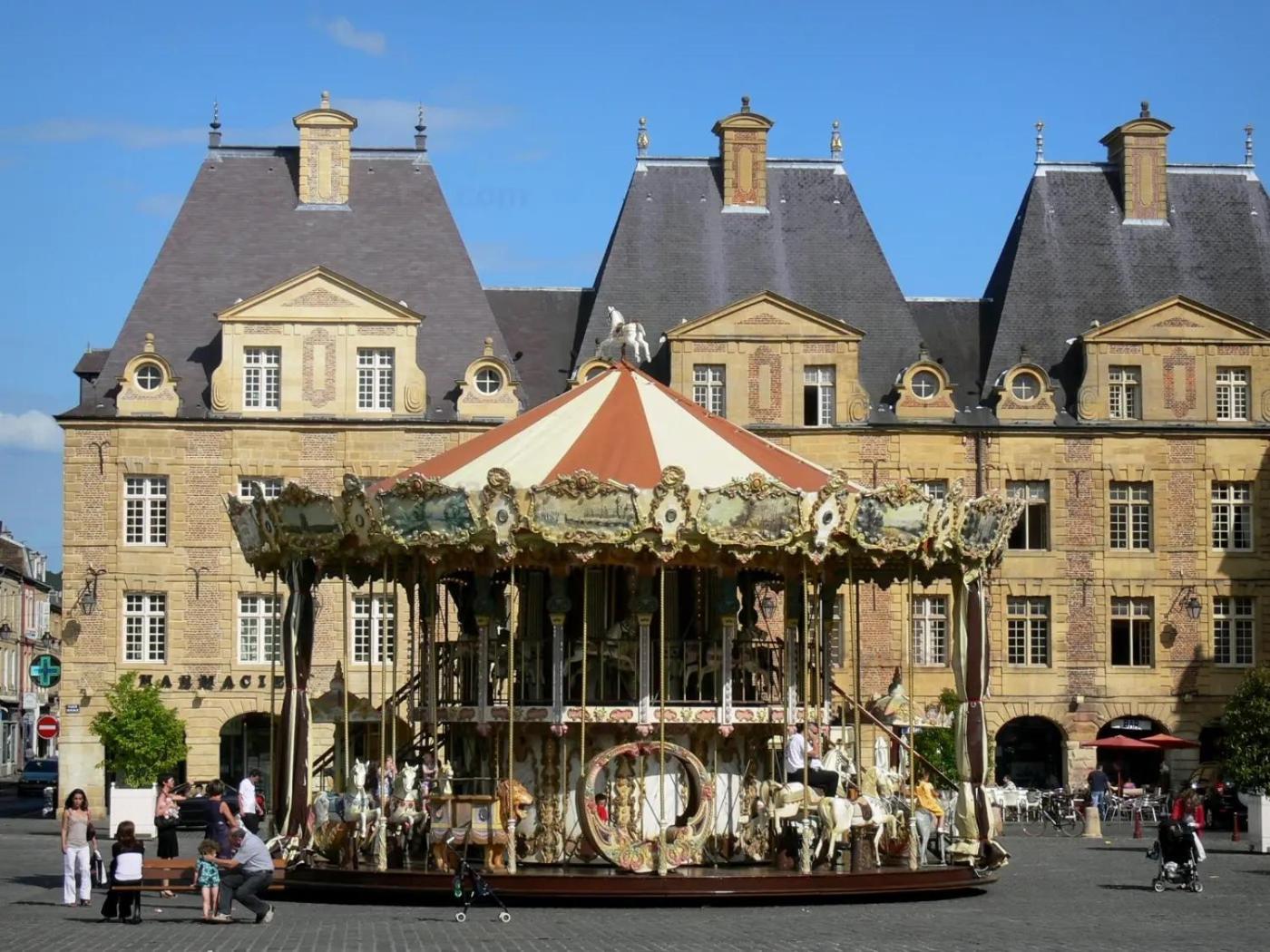 Le Petit Ardennais Charleville-Mezieres Exterior photo